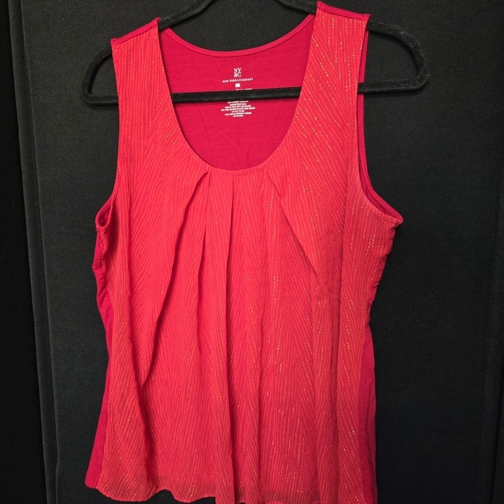 New York & Company Rich Red Top Gold Flecks Large